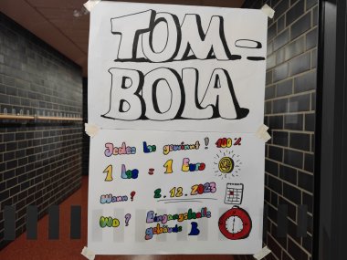 Tombola ved åbent hus i 2023 Tombola ved åbent hus i 2023
